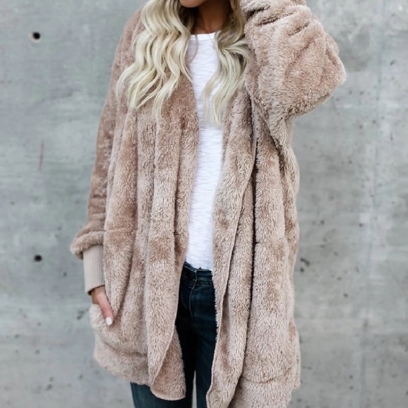 Jackets & Blazers - Taupe Sherpa Jacket w/ Front Pockets